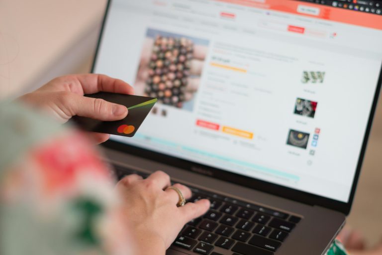 Mastering Modern Ecommerce Search: Vibrant Doors’ Blueprint for Beating the Giants 